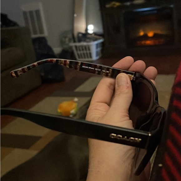 Coach sunglasses new without tag and never been wore - Picture 1 of 3